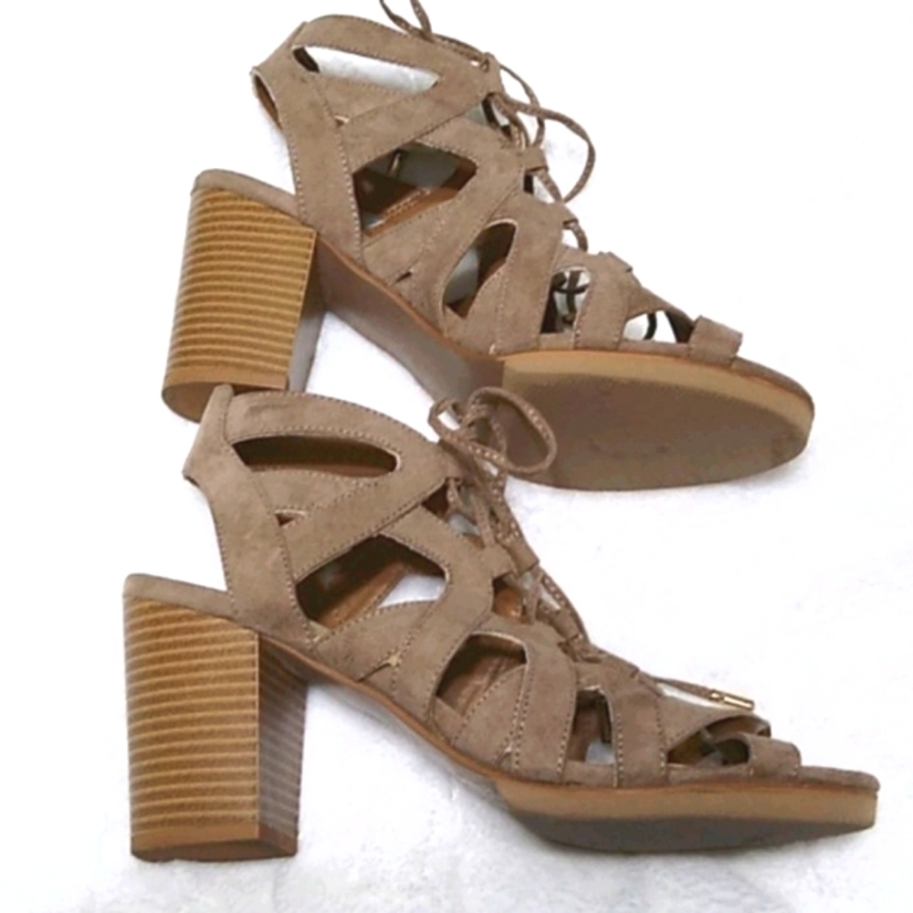 Cute lace up ankle booty sandal
